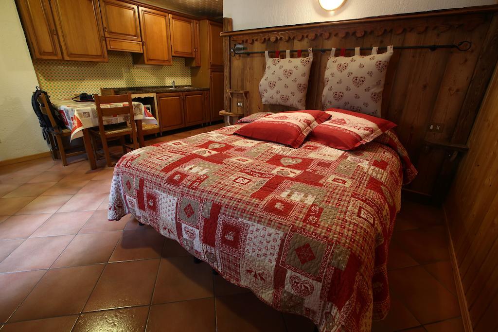 Ferienwohnung La Belette La Thuile Zimmer foto